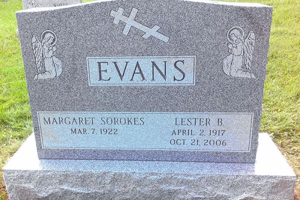 sorokes-evans-marker-completed-in-cemeteryA443B178-692C-6313-D465-B63EAC41ADAB.jpg