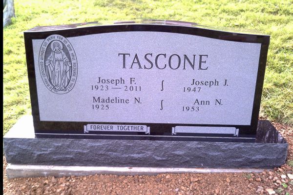tascone-completed-in-cemetery83F0ABFC-F0FB-0B3D-3785-F4C7BD7562D3.jpg